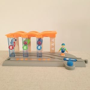 BRIO Train Washing Station, VGUC